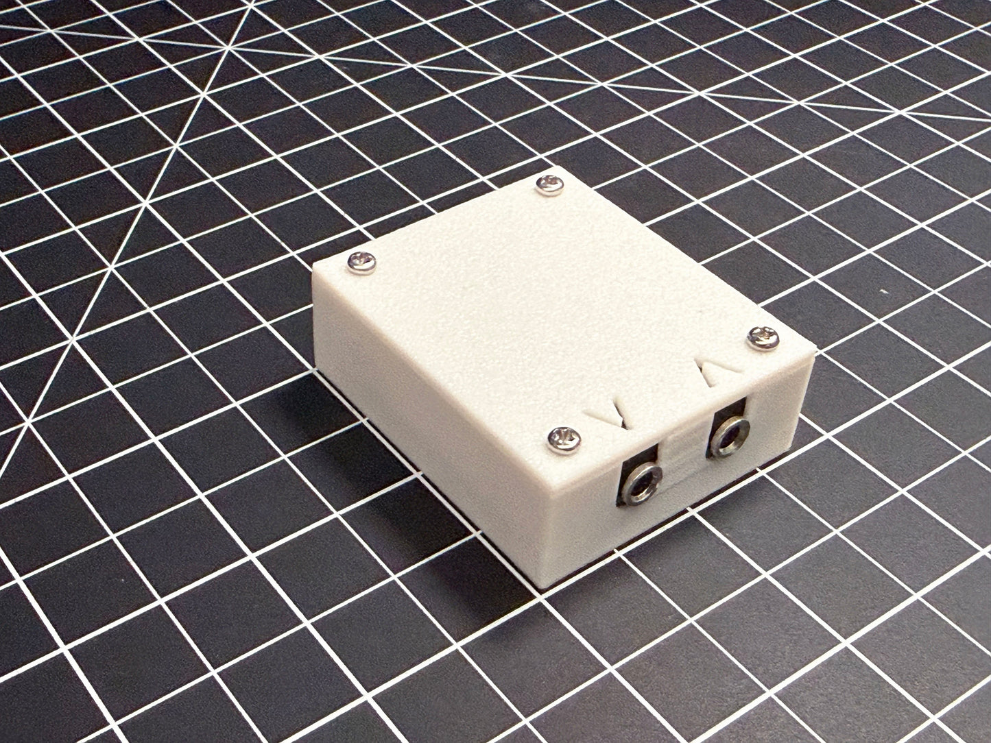 cantrip >> USB C to TRS-A MIDI Adapter << cantrip