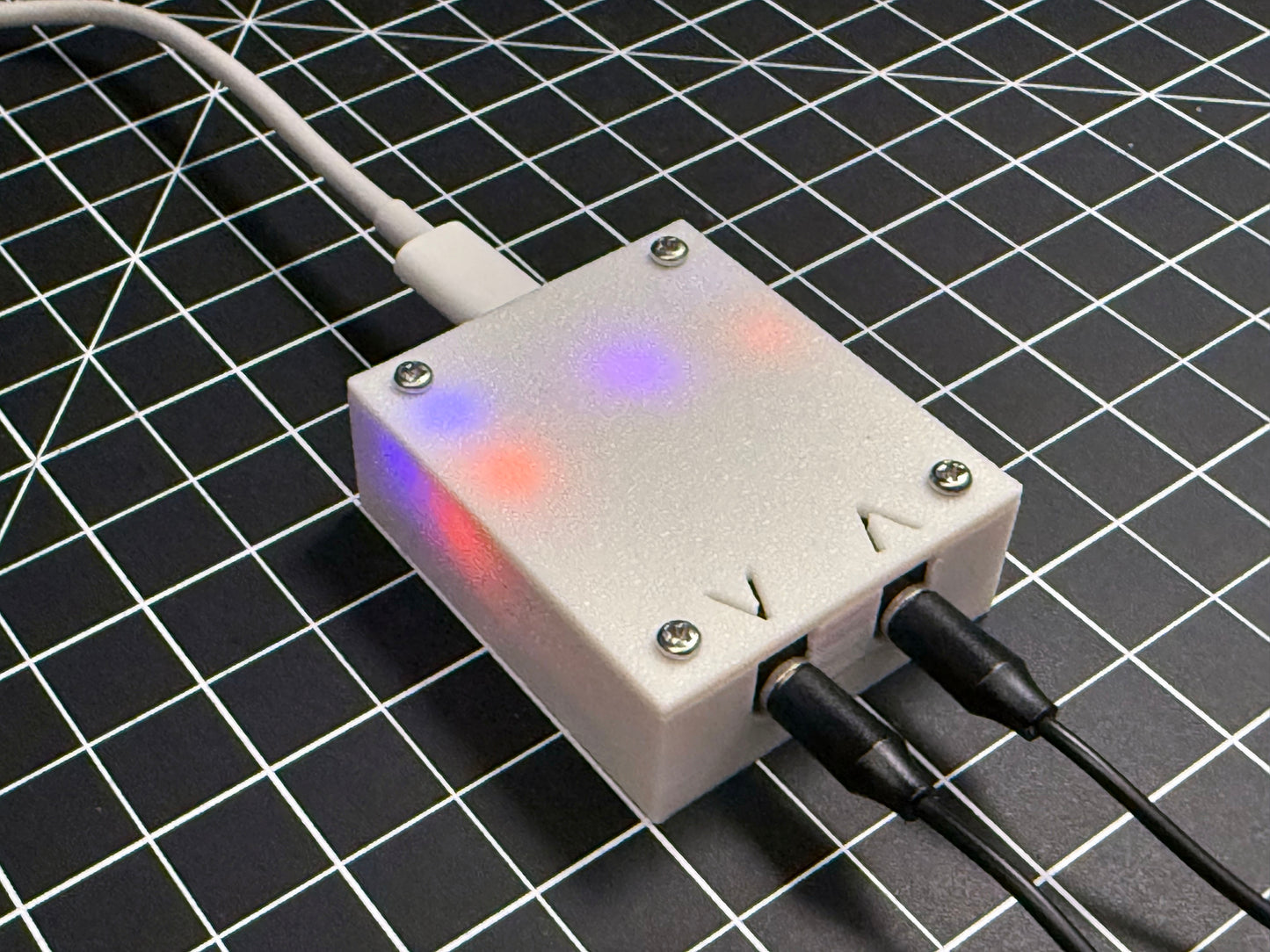 cantrip >> USB C to TRS-A MIDI Adapter << cantrip