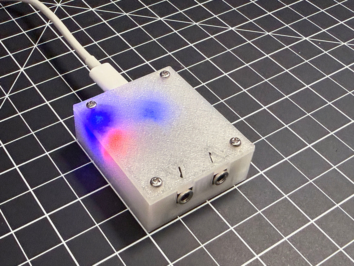 cantrip >> USB C to TRS-A MIDI Adapter << cantrip